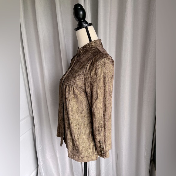 LaROK Gold Jacket - Picture 2 of 5